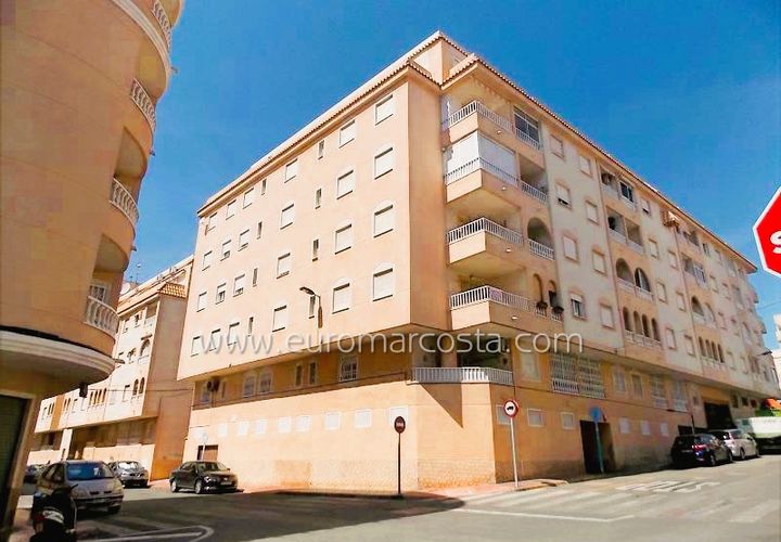 Lejlighed i Torrevieja, Alicante, Torrevieja - € 108.000 | Ref: 4636 - foto 1